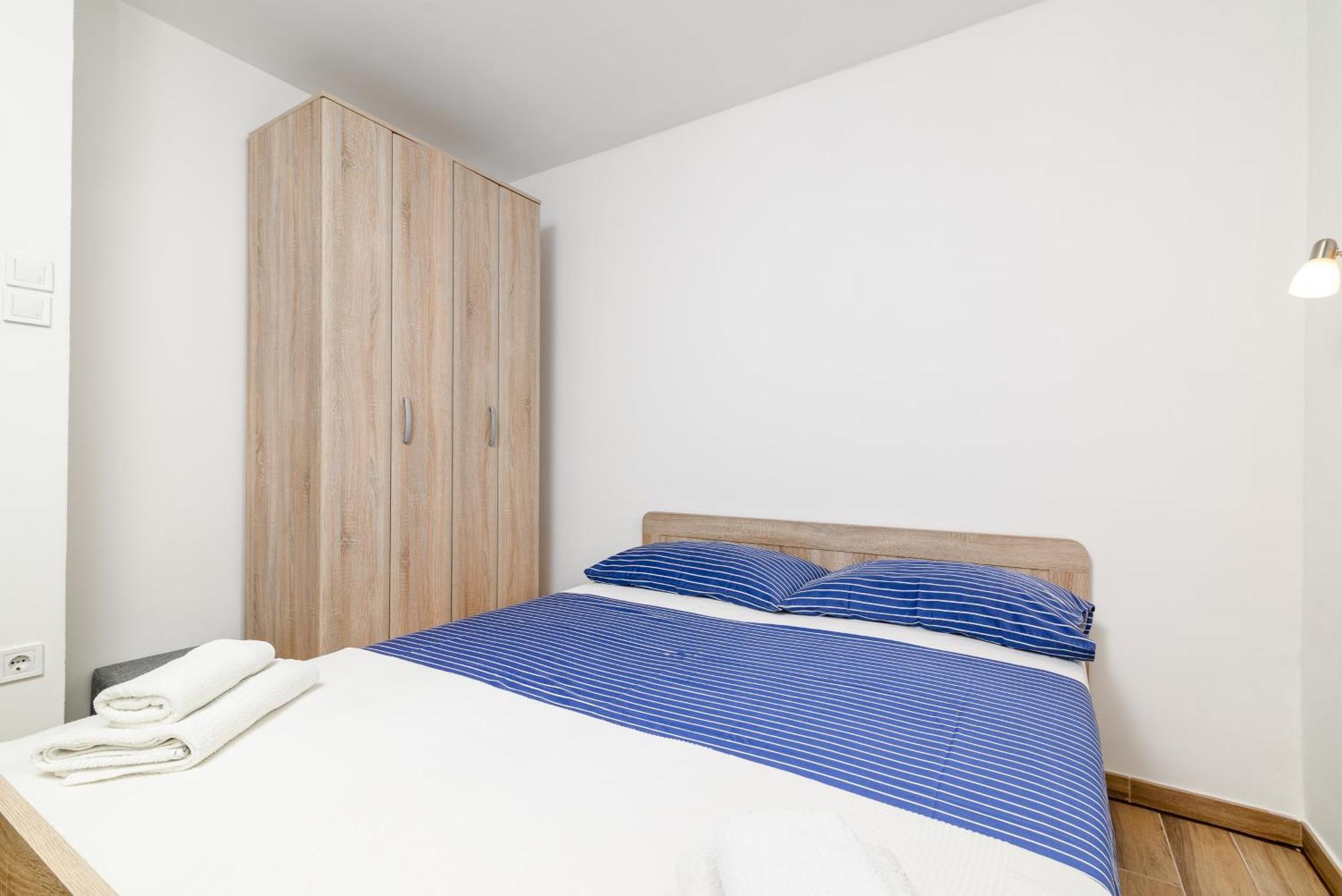 Apartments With A Parking Space Premantura, Medulin - 2228 Номер фото